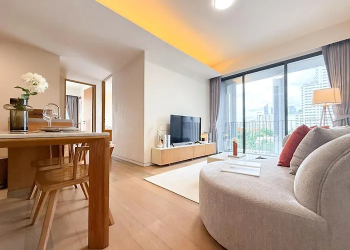 Expansive Luxury 2br - Ultra Fast Wifi - Phrom Phong Vakantiehuis Bangkok