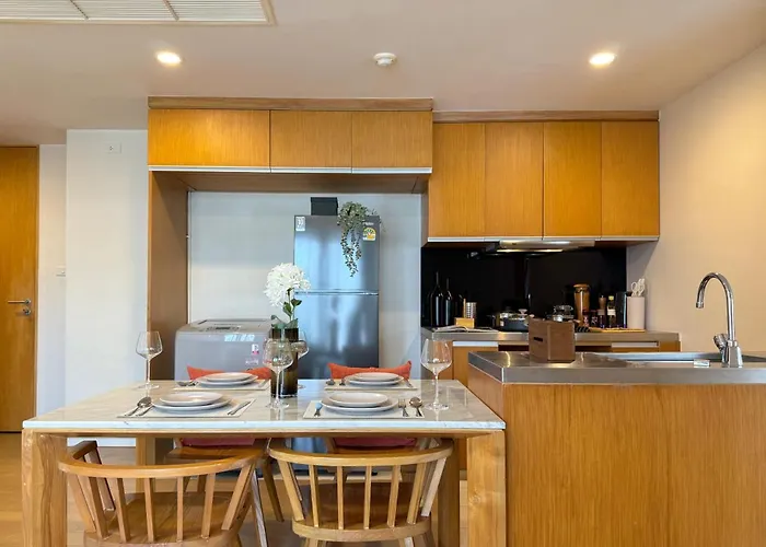 Expansive Luxury 2br - Ultra Fast Wifi - Phrom Phong Bangkok