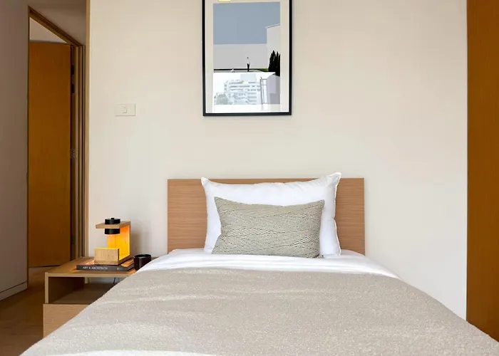 Expansive Luxury 2br - Ultra Fast Wifi - Phrom Phong *
