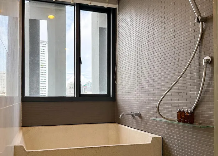 Expansive Luxury 2br - Ultra Fast Wifi - Phrom Phong