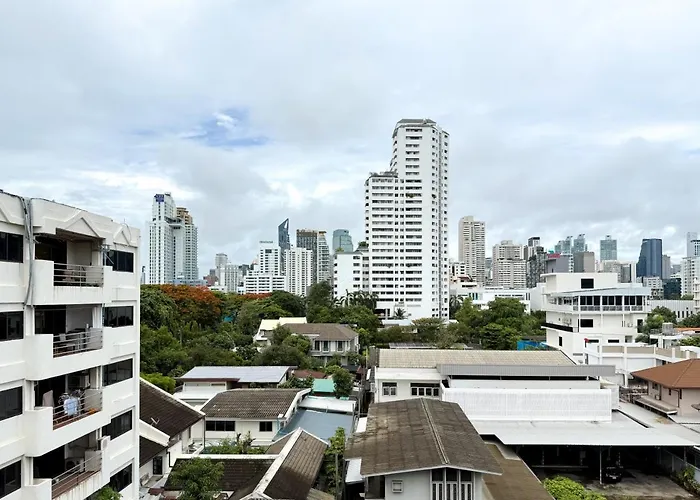 Expansive Luxury 2br - Ultra Fast Wifi - Phrom Phong Vakantiehuis Bangkok